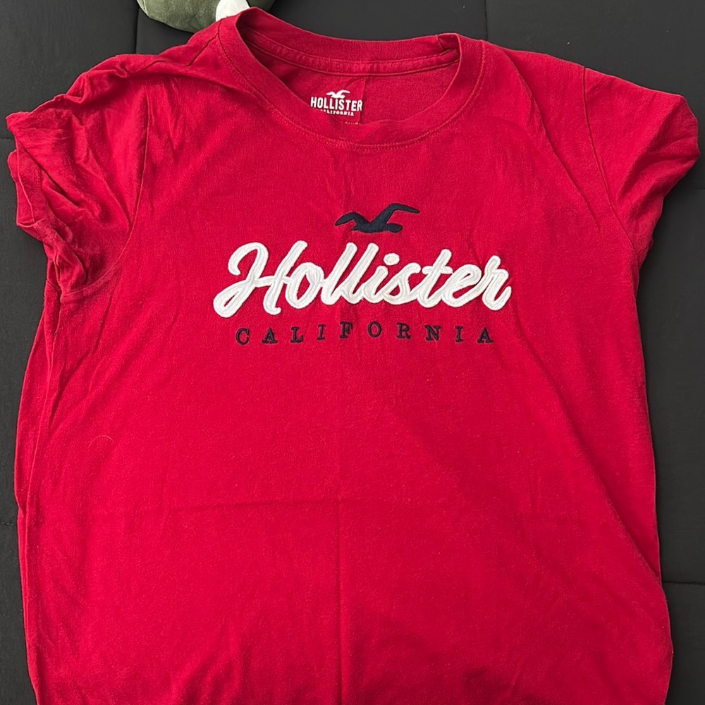 Hollister California Red Tee